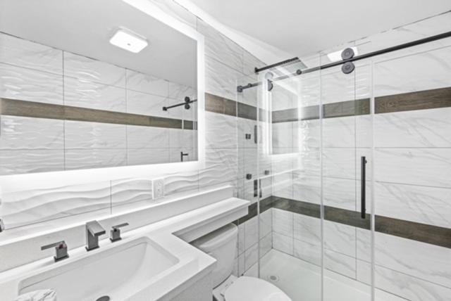 Hotel Opus Bronx Near Bay Plaza Mall 뉴욕 외부 사진