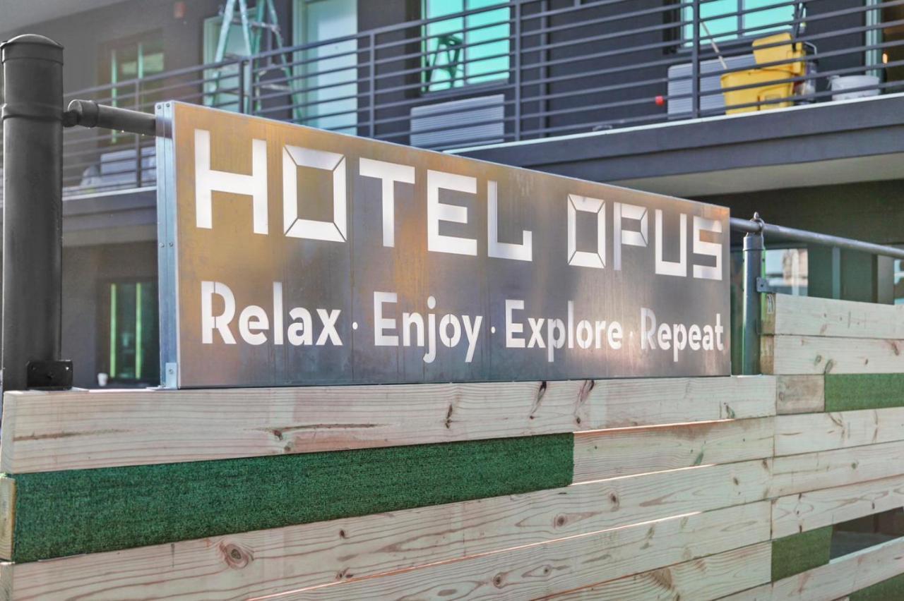 Hotel Opus Bronx Near Bay Plaza Mall 뉴욕 외부 사진