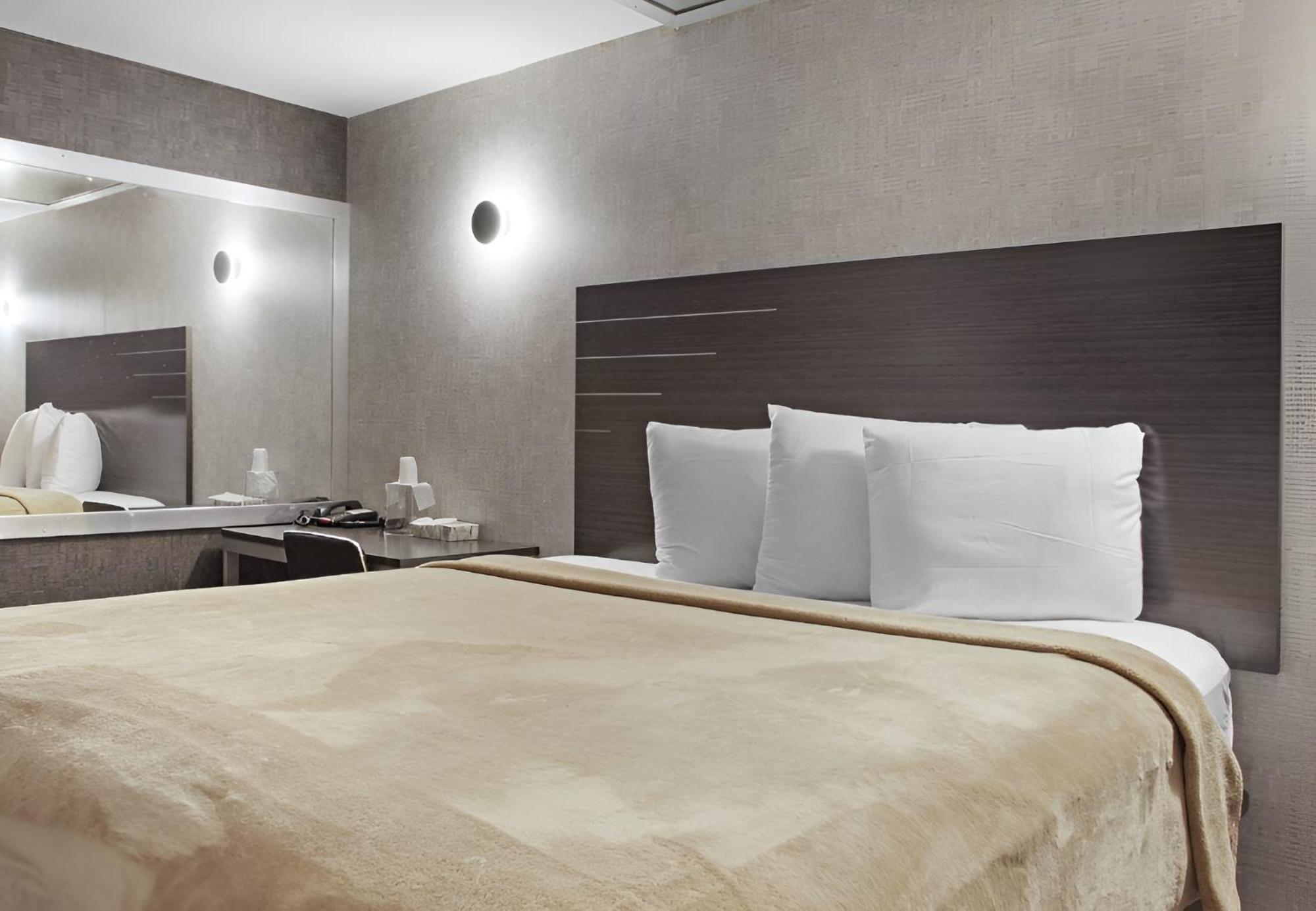 Hotel Opus Bronx Near Bay Plaza Mall 뉴욕 외부 사진